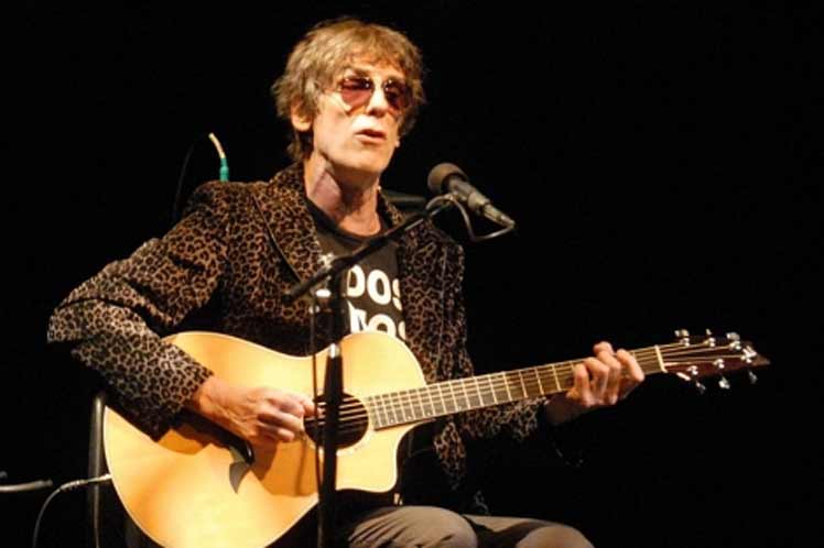 A nueve años de su partida Spinetta inmortal en Argentina - Prensa Latina