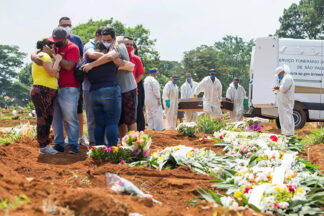 brasil-se-acerca-a-las-650-mil-muertes-por-covid-19