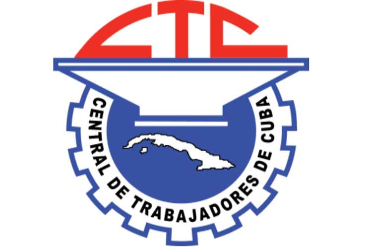 central-de-trabajadores-de-cuba-reconoce-a-sus-medicos