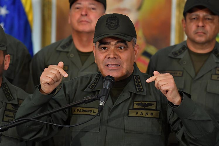 ministro-venezolano-elogia-universidad-militar-creada-por-chavez