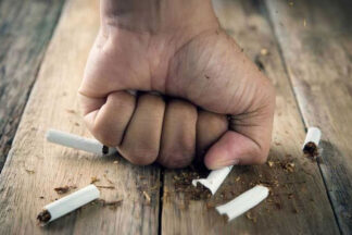 covid-19-llevo-a-millones-de-personas-a-dejar-de-fumar