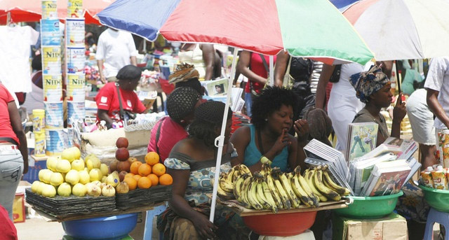 Angola, economía, informal