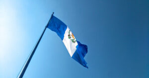 Guatemala-bandera-cielo