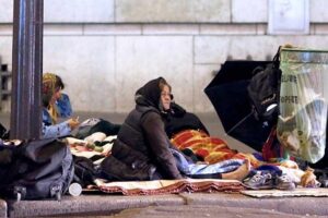 alertan-en-francia-sobre-deterioro-de-situacion-de-mas-pobres
