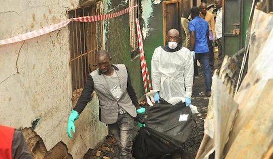 Africa-niños-incendio