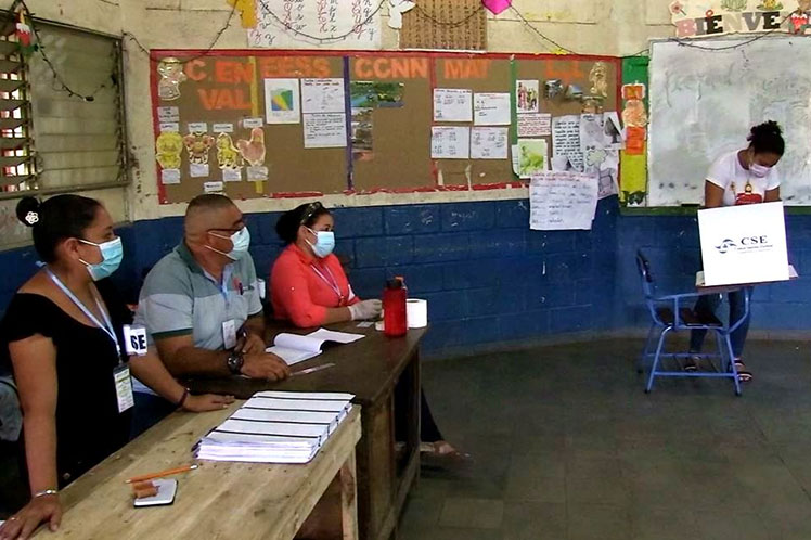 elecciones-en-Nicaragua,-domingo-7