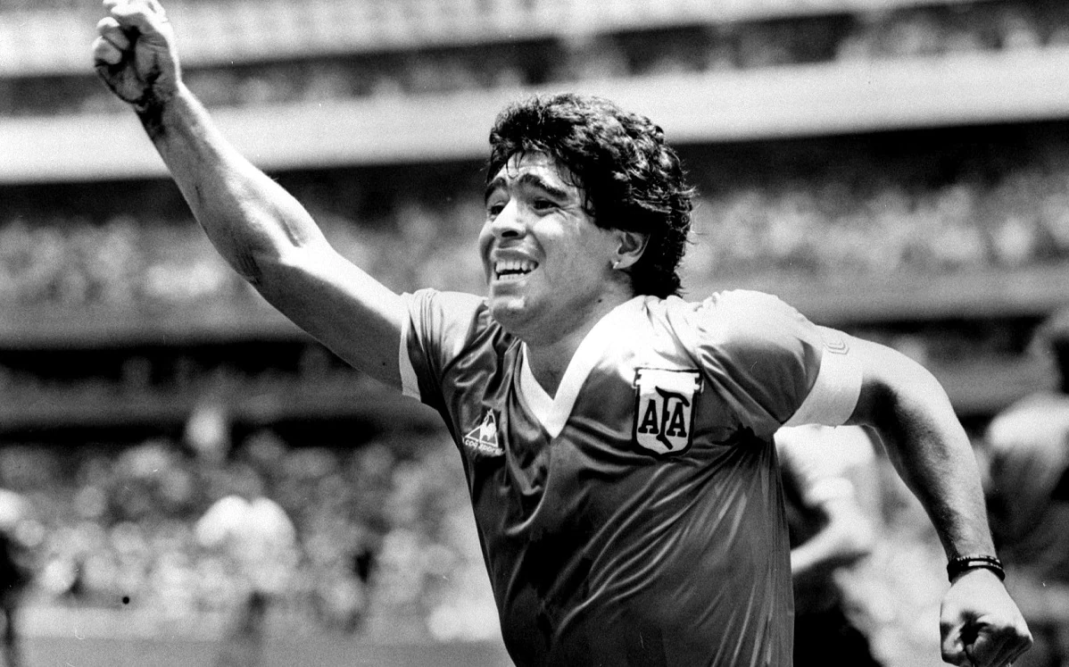 homenaje a Maradona