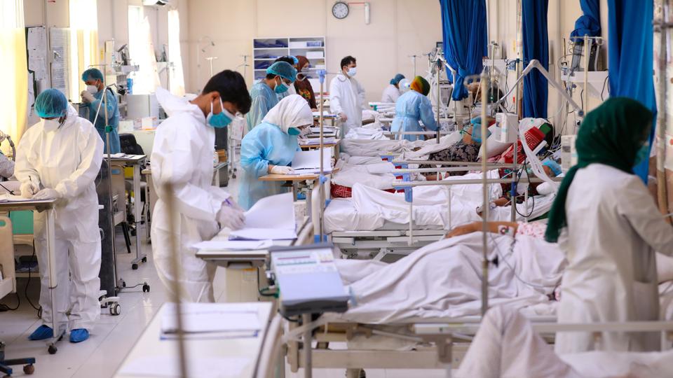 hospital-afgano-para-tratar-la-covid-19-cerrara-por-impago-salarial
