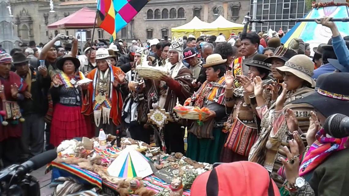 Bolivia recibió hoy el Solsticio de Verano