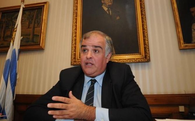 fiscalia-avanza-investigacion-sobre-acusacion-a-senador-uruguayo