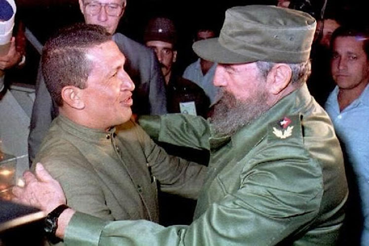 Hugo-Chavez-y-Fidel-Castro