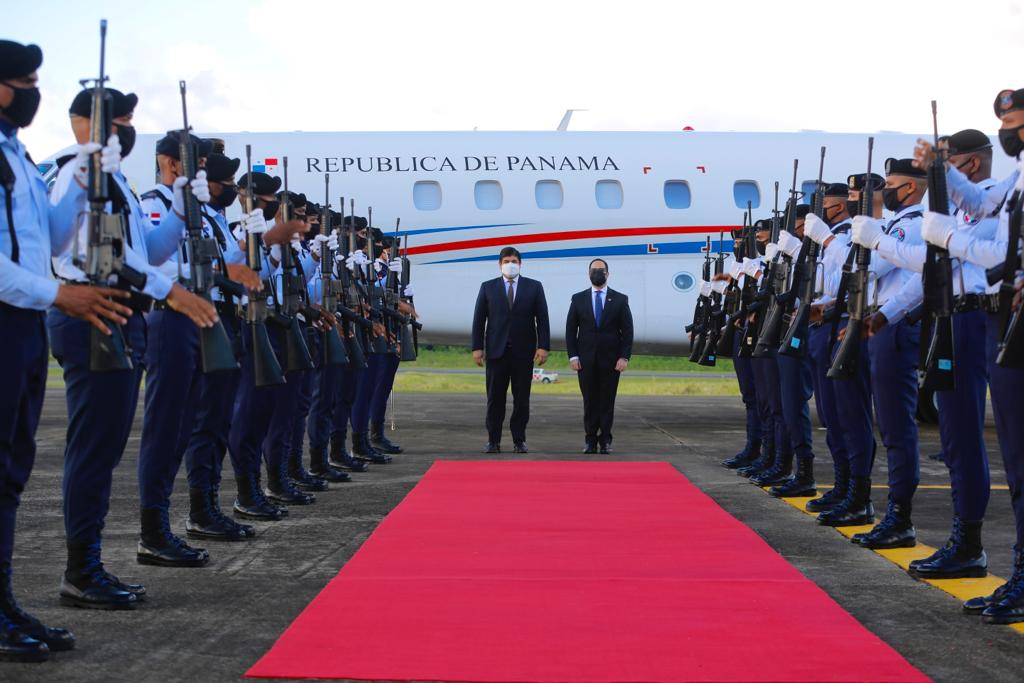 presidentes de Costa Rica y Panama