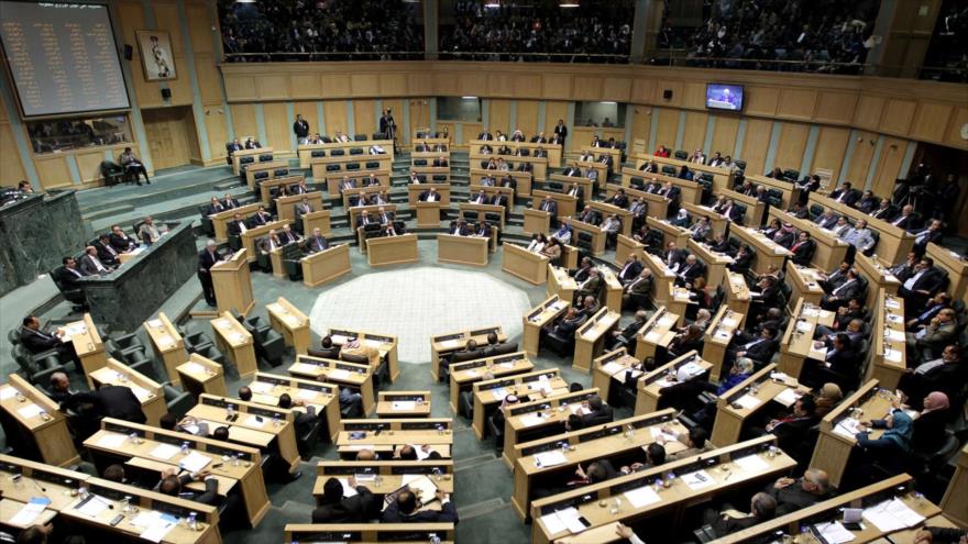 aplazan-sesion-parlamentaria-en-jordania-por-polemico-acuerdo