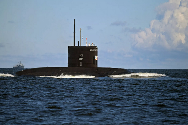 misil-lanzado-desde-submarino-ruso-impacta-objetivo-a-mil-kilometros