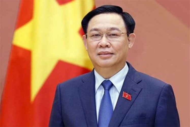 titular-del-parlamento-de-vietnam-extendera-gira-por-europa