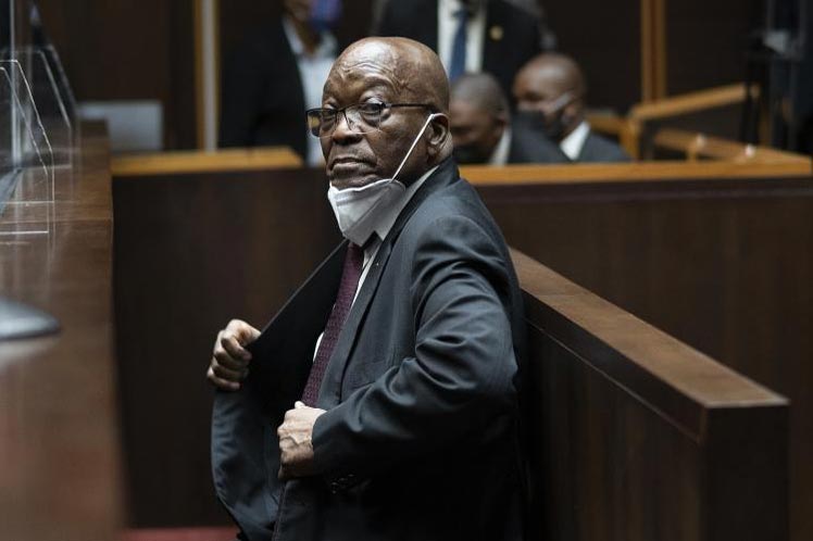 expresidente-de-Sudafrica-Jacob-Zuma-sentado-ante-un-tribunal