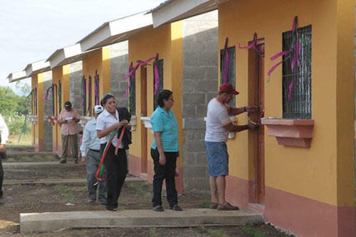 familias beneficiadas con viviendas en Nicaragua