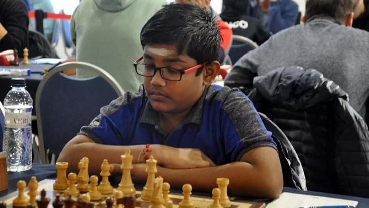 nino-de-14-anos-es-gran-maestro-de-ajedrez-numero-73-de-india