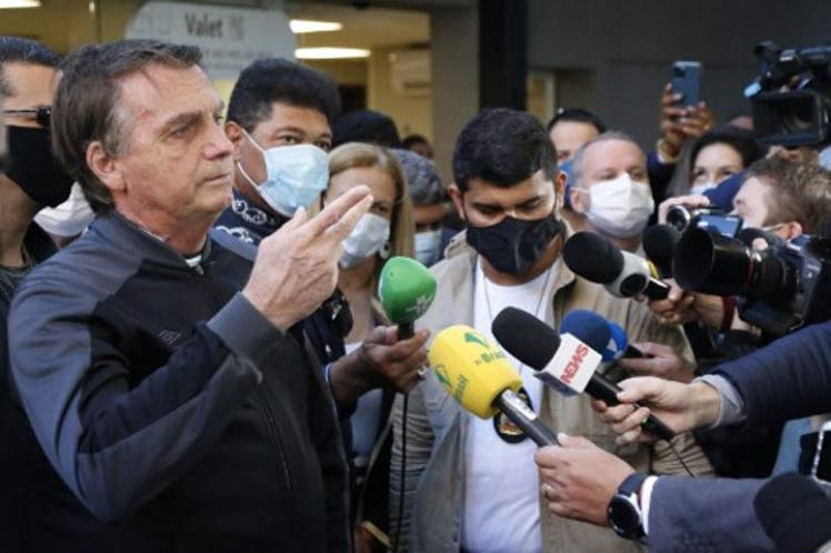 Bolsonaro-periodistas