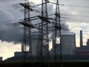 Gobierno francés limitará subida eléctrica al 4 por ciento
