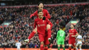 Liverpool escala al segundo puesto en Liga Premier inglesa de fútbol