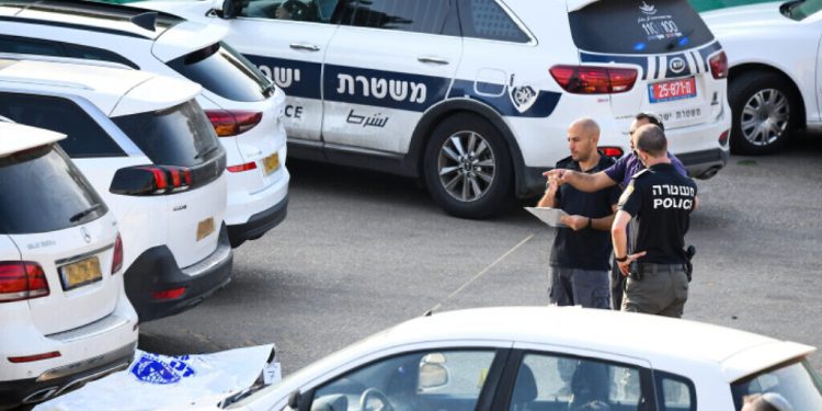 dos-heridos-tras-estallar-coche-bomba-en-ciudad-israeli