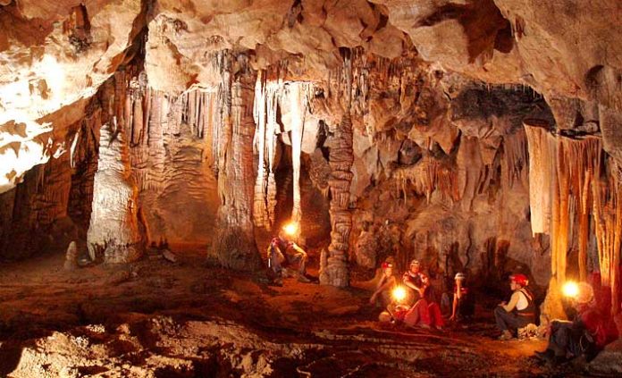 caverna de Santo Tomás