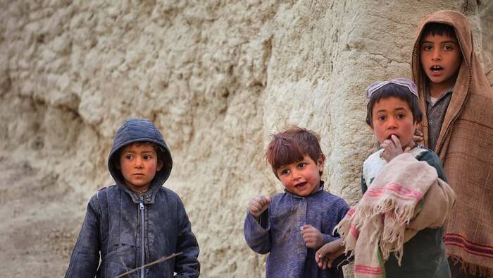 ninos afganos