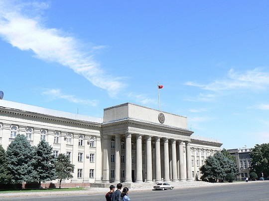 parlamento de Kirguistán