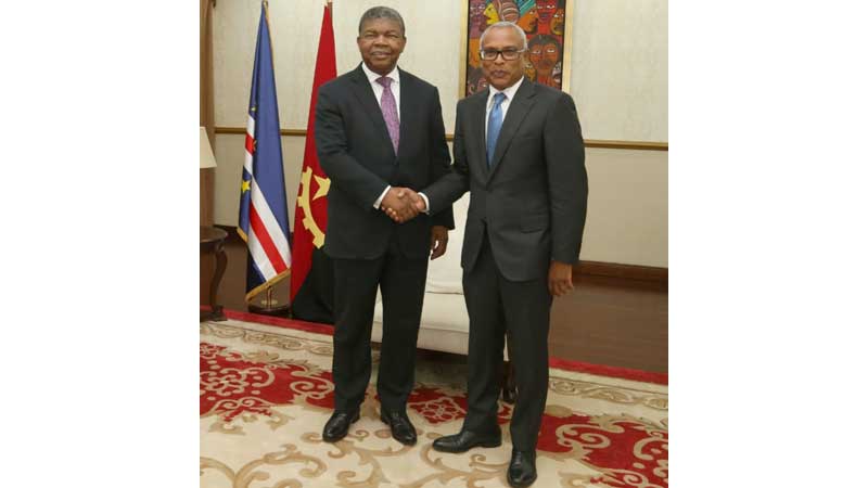 presidentes de Angola, João Lourenço, y de Cabo Verde, José Maria Neves