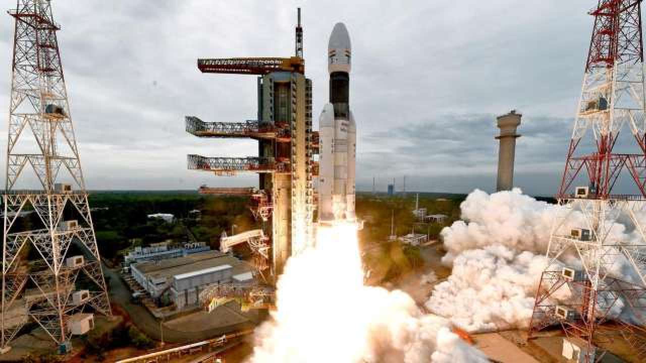 India planea misión lunar Chandrayaan-3 para agosto