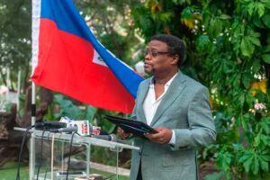violacion-de-la-constitucion-provoco-crisis-de-haiti-segun-politico