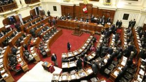 parlamento-opositor-elimina-arma-de-defensa-del-gobierno-en-peru