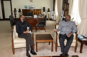 Presidentes de Kenya y Ruanda conversan sobre transporte y comercio