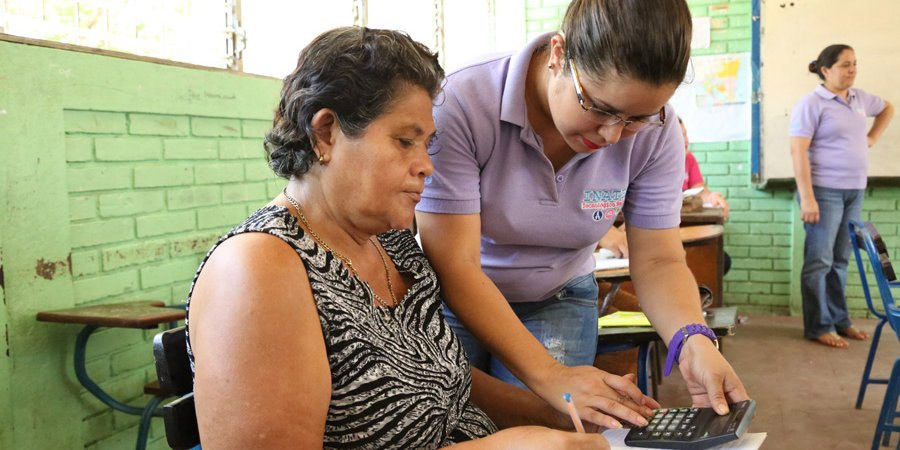 Nicaragua, programa, Usura Cero, mujeres
