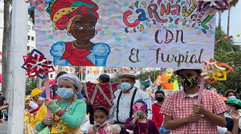 familias-venezolanas-disfrutan-de-los-carnavales-2022