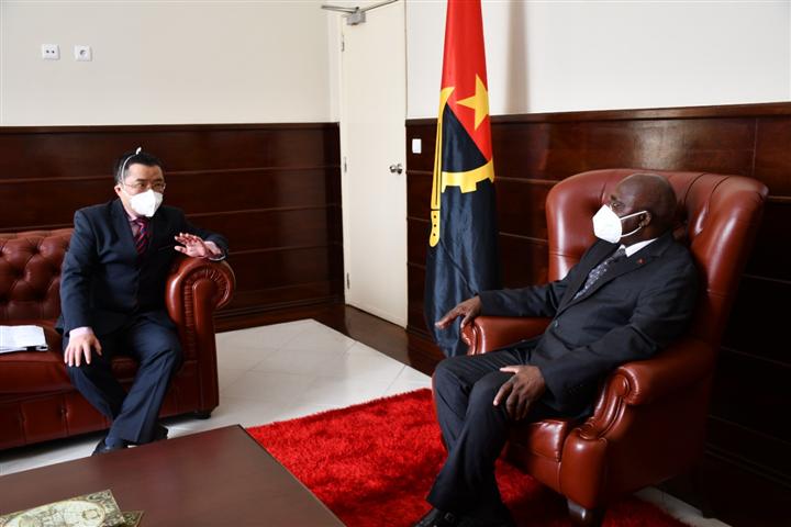 Angola con China