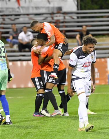 cibao-y-moca-empatan-en-inauguracion-de-la-liga-dominicana-de-futbol