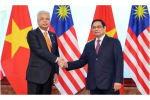 Pham Minh Chinh y Ismail Sabri bin Yaakob