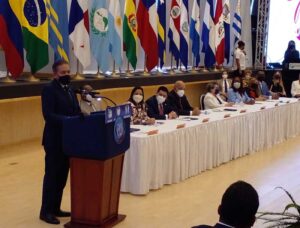 Presidente de Panamá anuncia creación de Ministerio de la Mujer