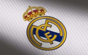 real-madrid-se-consolida-y-benzema-hace-historia