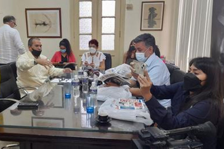 Sacha-Llorenti-en-Prensa-Latina