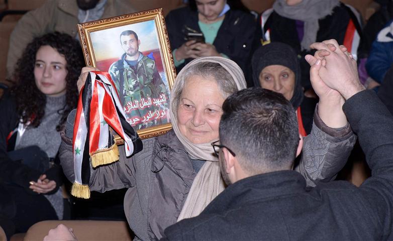 siria-homenajea-a-madres-de-los-caidos-durante-la-guerra