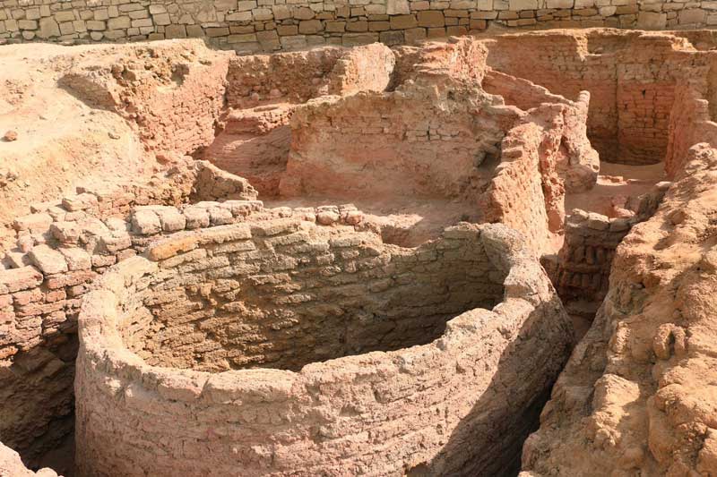 Descubren arqueólogos centro administrativo del Antiguo Egipto