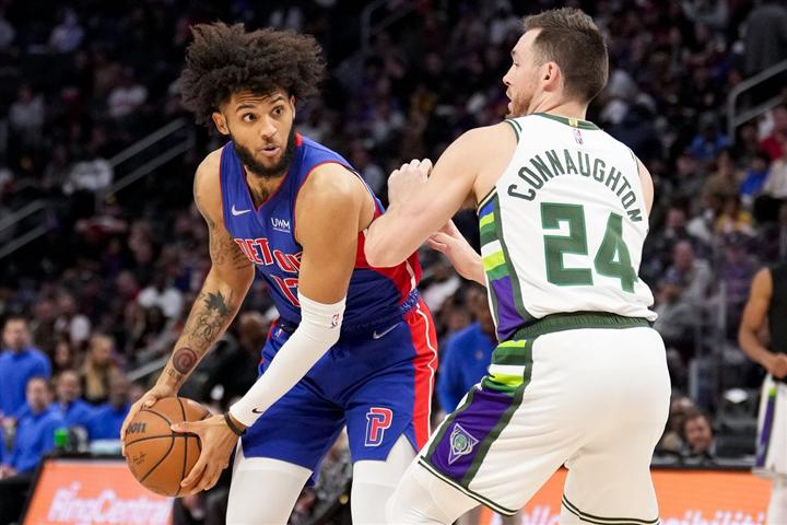 Bucks de Milwaukee vs Pistons de Detroit, 131-101