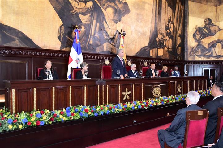  congreso-nacional-dominicano-recibe-a-ivan-duque