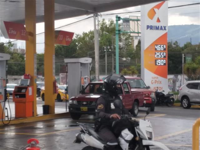 Ecuador-subida precio gasolina