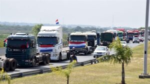 choferes-del-interior-amenazan-con-protestar-en-la-capital-paraguaya