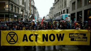 jovenes-protestan-en-francia-contra-inaccion-climatica