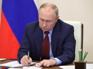 Vladimir-Putin-denuncia-crisis